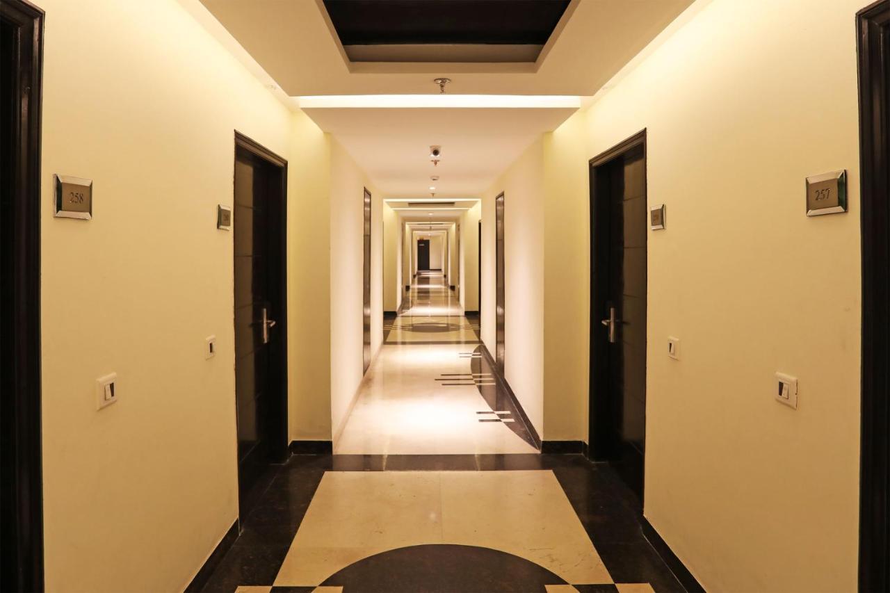 Westend Inn - Resort And Banquet Near Delhi Airport New Delhi Exterior photo